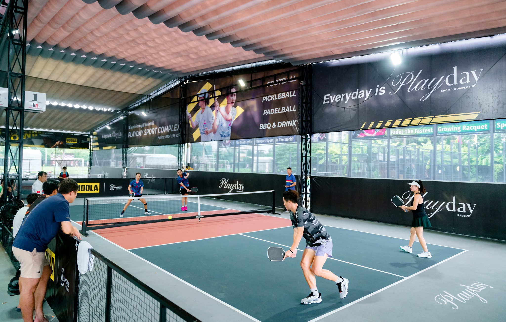 thuê sân pickleball