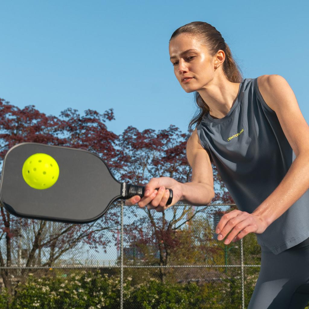 Sweet Spot Trên Vợt Pickleball Là Gì? Cách Tận Dụng Để Đánh Bóng Chính Xác Hơn