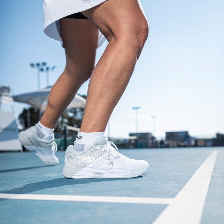 Có Nên Dùng Giày Tennis Để Chơi Pickleball Không? Giải Đáp Chi Tiết